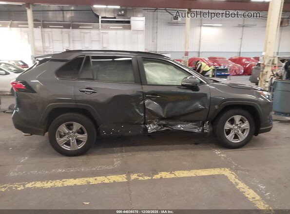 JTMRWRFV4SJ076475 2025 TOYOTA LE Pewter Widok wnętrza z tyłu