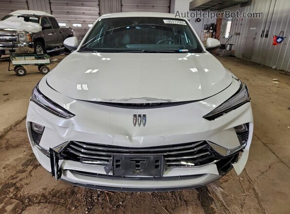 KL47LAE27RB015824 2024 BUICK OTHER White Widok z przodu