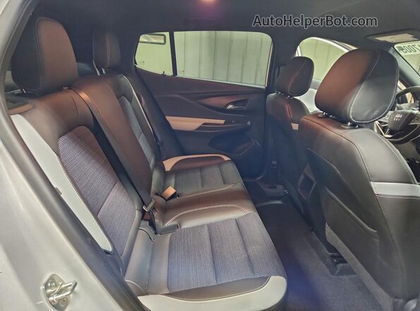 KL47LAE27RB015824 2024 BUICK OTHER White Widok wnętrza z tyłu