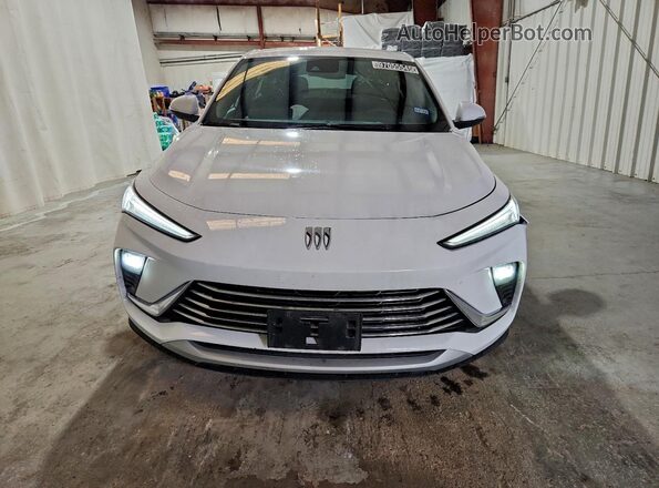 KL47LAEP2SB202244 2025 BUICK OTHER White Widok z przodu