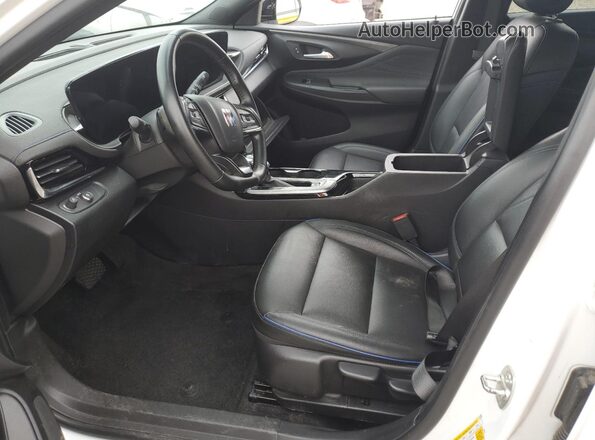 KL47LBE23RB027703 2024 BUICK OTHER White წინა სალონის ხედი