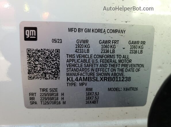 KL4AMBSLXRB011238 2024 BUICK ENCORE White Widok komory silnika