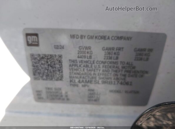 KL4AMESL9RB174061 2024 BUICK ENCORE White Engine compartment view