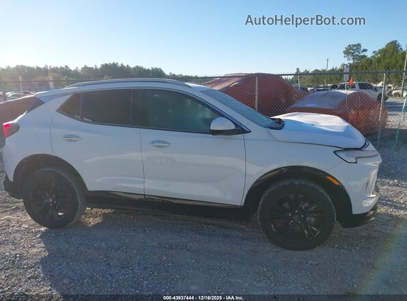 KL4AMESL9RB174061 2024 BUICK ENCORE White 360 interior view