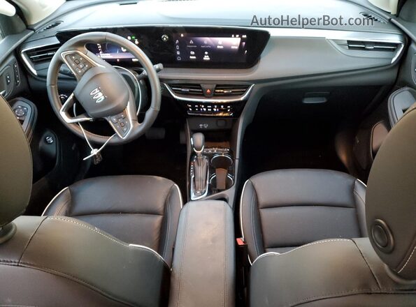 KL4AMGSL3SB067251 2025 BUICK ENCORE Красный Вид панели приборов