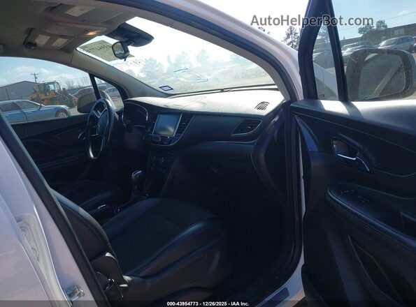 KL4CJASB2JB678179 2018 BUICK ENCORE White Սալոնի դիմացի տեսք