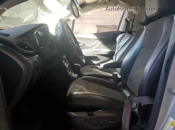 KL4CJASB3LB013407 2020 BUICK ENCORE Silver Вид салону спереду