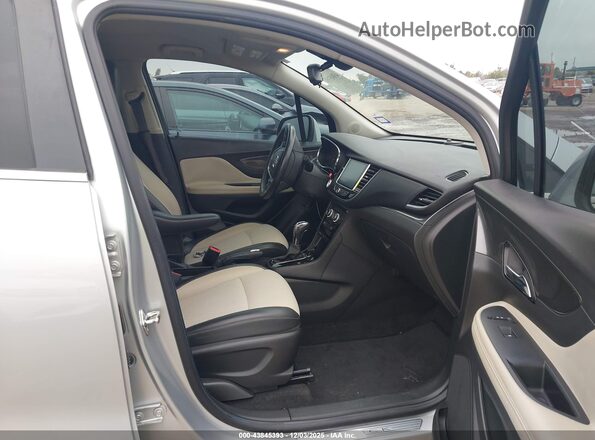KL4CJASB6JB575511 2018 BUICK ENCORE Серебряный 