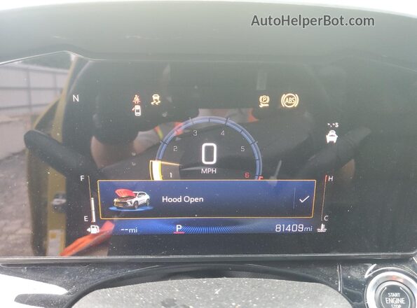 KL77LJE27RC025962 2024 CHEVROLET TRAX Золотой Вид щитка приборов