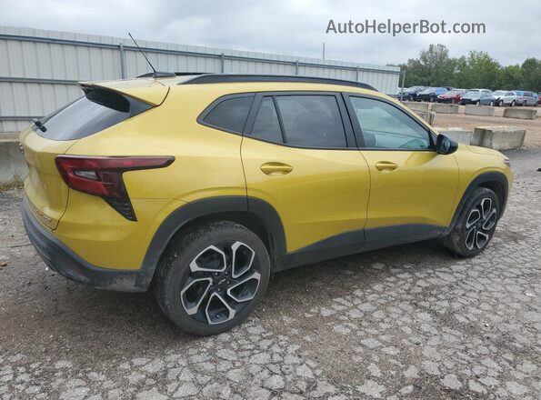 KL77LJE27RC025962 2024 CHEVROLET TRAX Золотой Задняя правая четверть