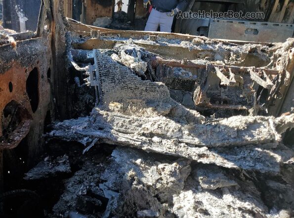 KL77LKEP5SC315253 2025 CHEVROLET TRAX Burn Առջևի վահանակի տեսք