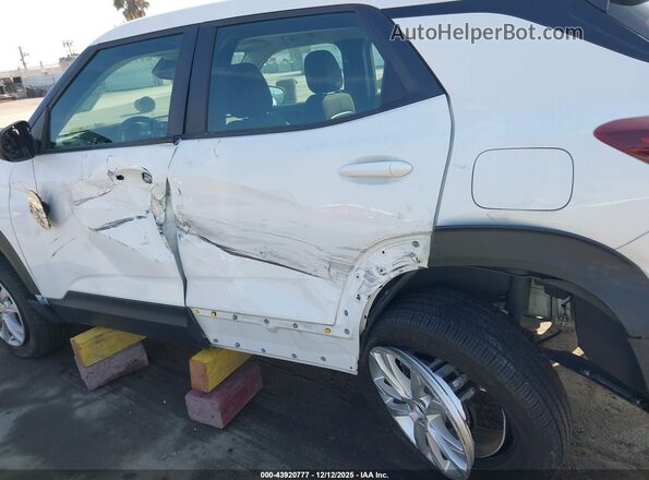 KL79MMS26NB101926 2022 CHEVROLET TRAILBLAZER White Вид спереду