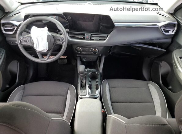 KL79MMSL3TB033249 2026 CHEVROLET TRAILBLAZER Gray Vista del salpicadero