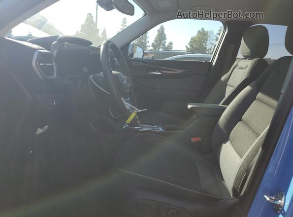 KL79MPSL3RB157659 2024 CHEVROLET TRAILBLAZER Blue Вид салону спереду