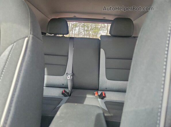 KL79MPSL3TB032944 2026 CHEVROLET TRAILBLAZER Red Вид задніх сидінь