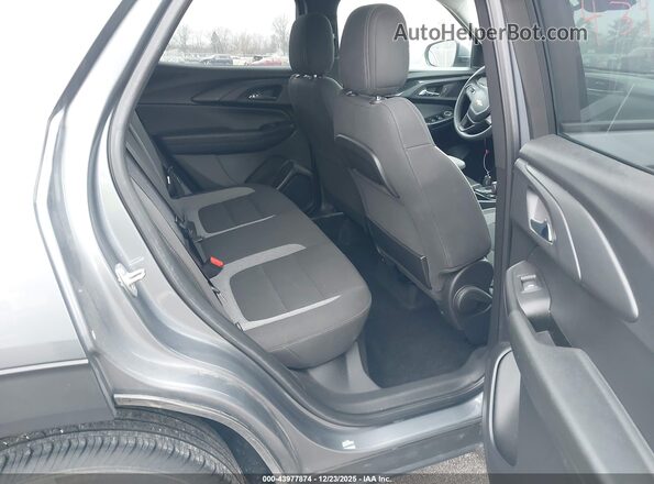KL79MPSL4NB052591 2022 CHEVROLET TRAILBLAZER Gray Widok naklejki z numerem VIN