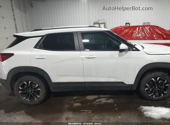 KL79MRSL5NB146667 2022 CHEVROLET TRAILBLAZER White Widok wnętrza z tyłu