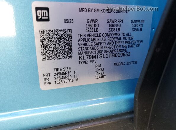 KL79MTSL1TB019652 2026 CHEVROLET TRAILBLAZER Blue Widok naklejki z numerem VIN