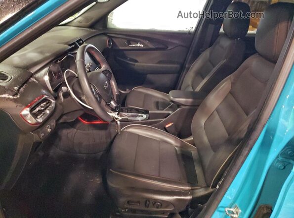 KL79MUSL1MB153875 2021 CHEVROLET TRAILBLAZER Turquoise წინა სალონის ხედი