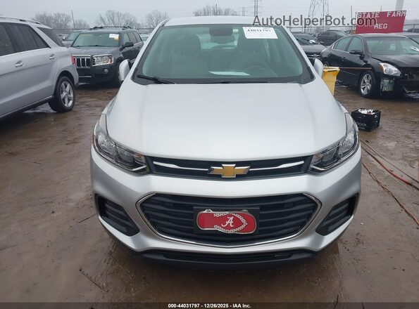 KL7CJKSB7HB071391 2017 CHEVROLET TRAX Silver ხელსაწყოთა პანელის ხედი
