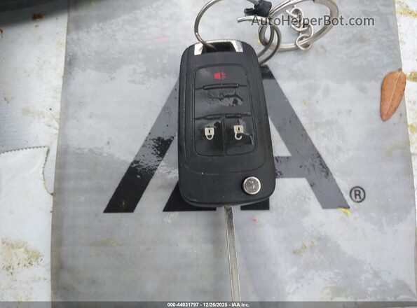 KL7CJKSB7HB071391 2017 CHEVROLET TRAX Silver წინა პანელის ხედი