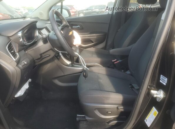 KL7CJKSM0NB526885 2022 CHEVROLET TRAX Black Widok wnętrza z przodu