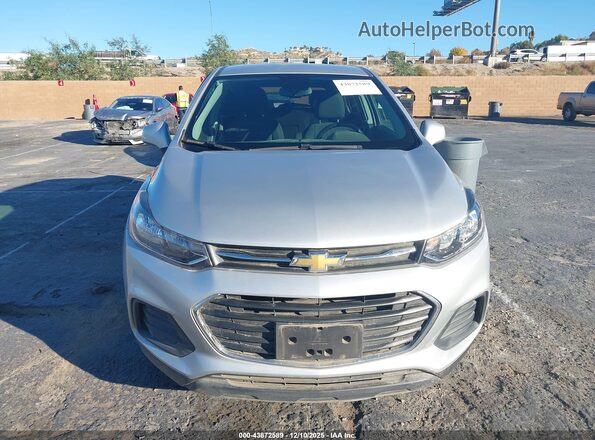 KL7CJNSM2NB545214 2022 CHEVROLET TRAX Silver Widok zestawu wskaźników