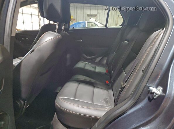KL7CJPSM2NB508451 2022 CHEVROLET TRAX Blue Widok wnętrza z tyłu