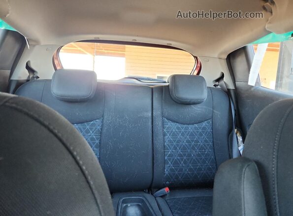KL8CB6SA2NC032494 2022 CHEVROLET SPARK Red Հետևի նստատեղերի տեսք