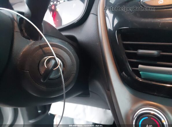 KL8CB6SA3LC418788 2020 CHEVROLET SPARK Silver Առջևի վահանակի տեսք