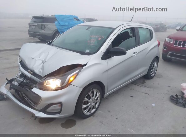 KL8CB6SA3LC418788 2020 CHEVROLET SPARK Silver Առջևի ձախ երեք քառորդ տեսարան