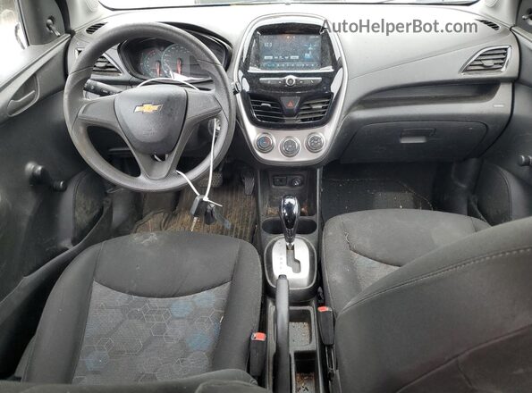 KL8CB6SA5JC473384 2018 CHEVROLET SPARK White Вид панелі приладів