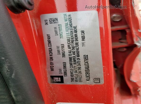 KL8CB6SA8JC479552 2018 CHEVROLET SPARK Red Widok komory silnika