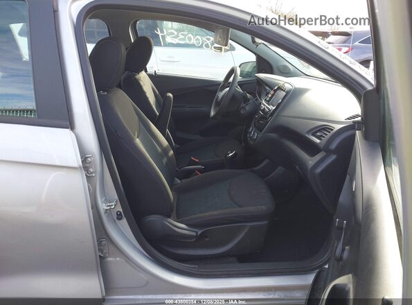 KL8CB6SA9NC024733 2022 CHEVROLET SPARK Silver Սալոնի դիմացի տեսք
