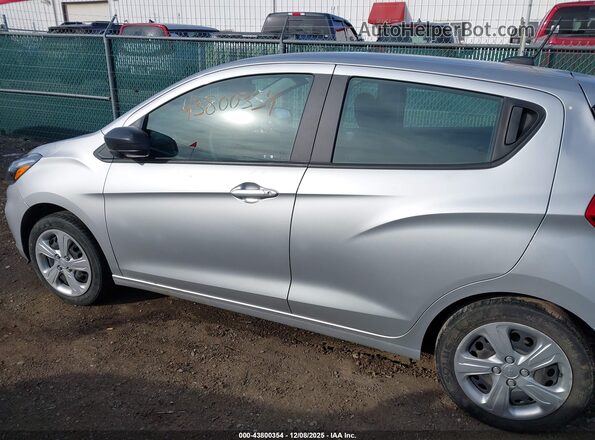 KL8CB6SA9NC024733 2022 CHEVROLET SPARK Silver Սալոնի 360 աստիճան տեսք