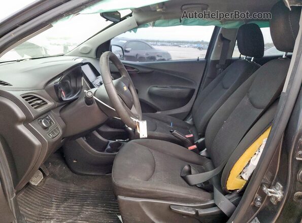 KL8CB6SAXLC428881 2020 CHEVROLET SPARK Two Tone Вид салону спереду