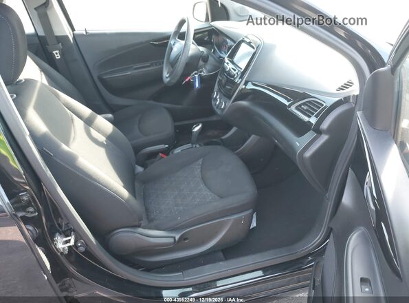 KL8CD6SA2KC724017 2019 CHEVROLET SPARK Black Front interior view