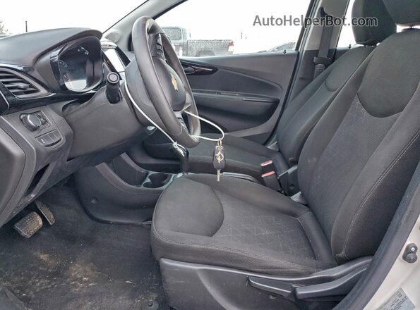 KL8CD6SA2LC446804 2020 CHEVROLET SPARK Серый Вид салона спереди