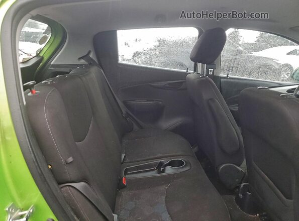 KL8CD6SAXGC605428 2016 CHEVROLET SPARK Green Rear seats view