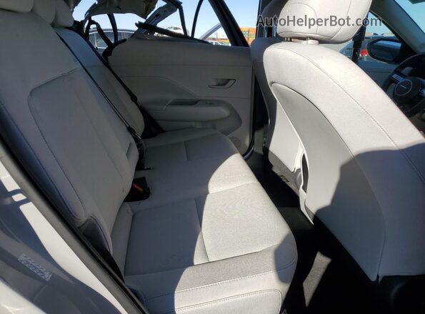 KM8HBCAB5RU070397 2024 HYUNDAI KONA Silver Vista interior trasera