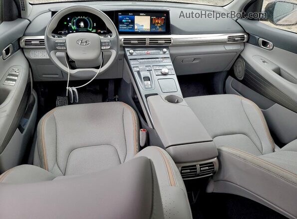 KM8J84A68MU014911 2021 HYUNDAI NEXO Brown Առջևի վահանակի տեսք