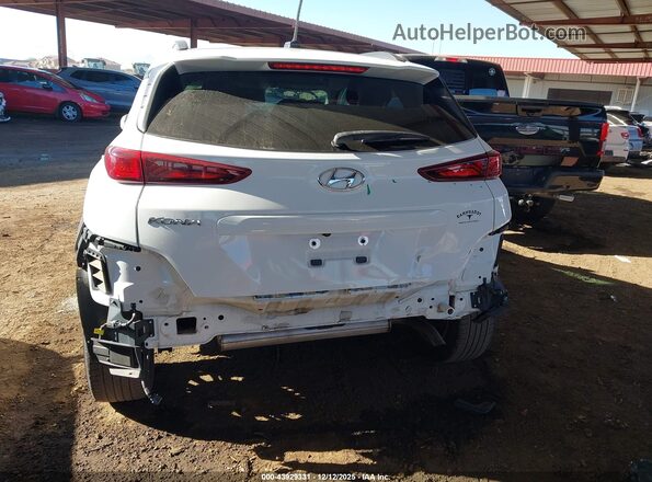 KM8K22AAXMU739733 2021 HYUNDAI KONA White 