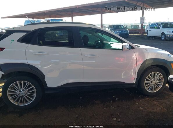 KM8K22AAXMU739733 2021 HYUNDAI KONA White 