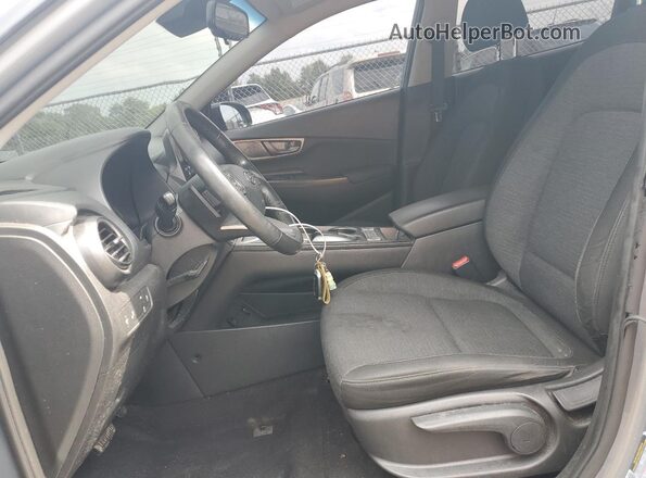 KM8K23AG9MU123726 2021 HYUNDAI KONA Gray Widok wnętrza z przodu