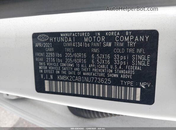 KM8K2CAB1NU773625 2022 HYUNDAI KONA White Engine compartment view