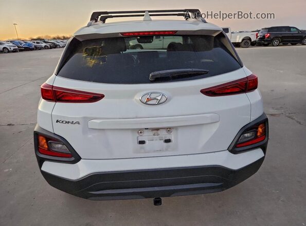 KM8K62AA8MU660470 2021 HYUNDAI KONA White უკანა ხედი
