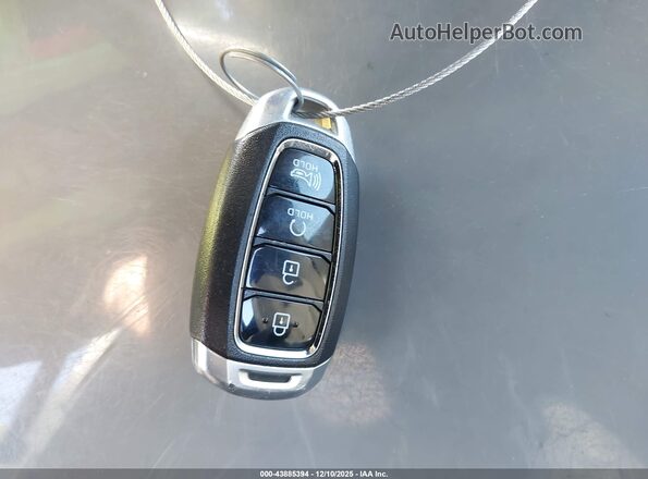 KM8K62AB2NU854017 2022 HYUNDAI KONA Белый Вид панели приборов
