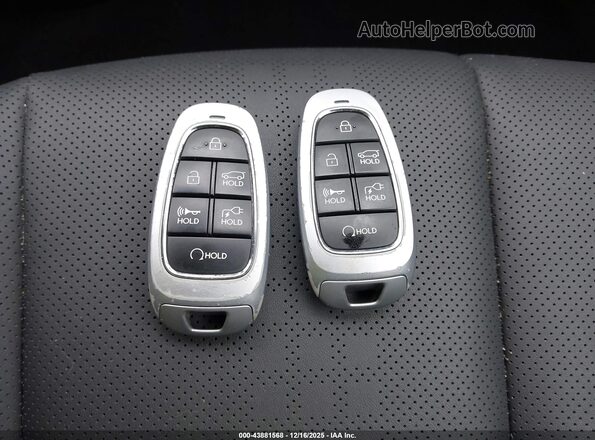 KM8KNDAF6PU153050 2023 HYUNDAI IONIQ 5 Silver 