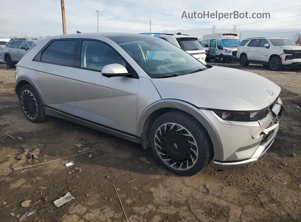 KM8KRDDF6RU249019 2024 HYUNDAI IONIQ Silver Przód prawy