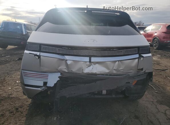 KM8KRDDF6RU249019 2024 HYUNDAI IONIQ Silver Widok z tyłu